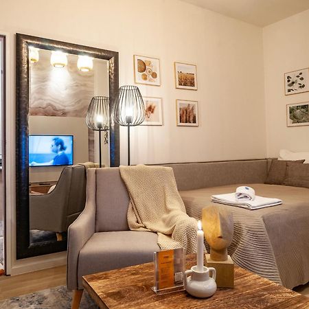 Sting Boutique Apartments Острава Экстерьер фото