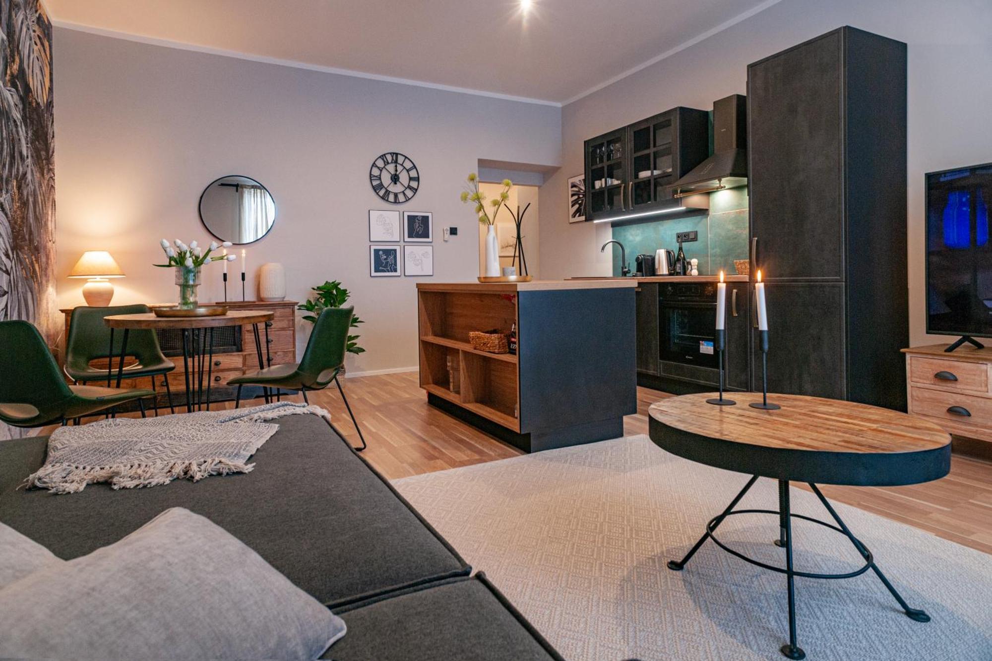 Sting Boutique Apartments Острава Экстерьер фото