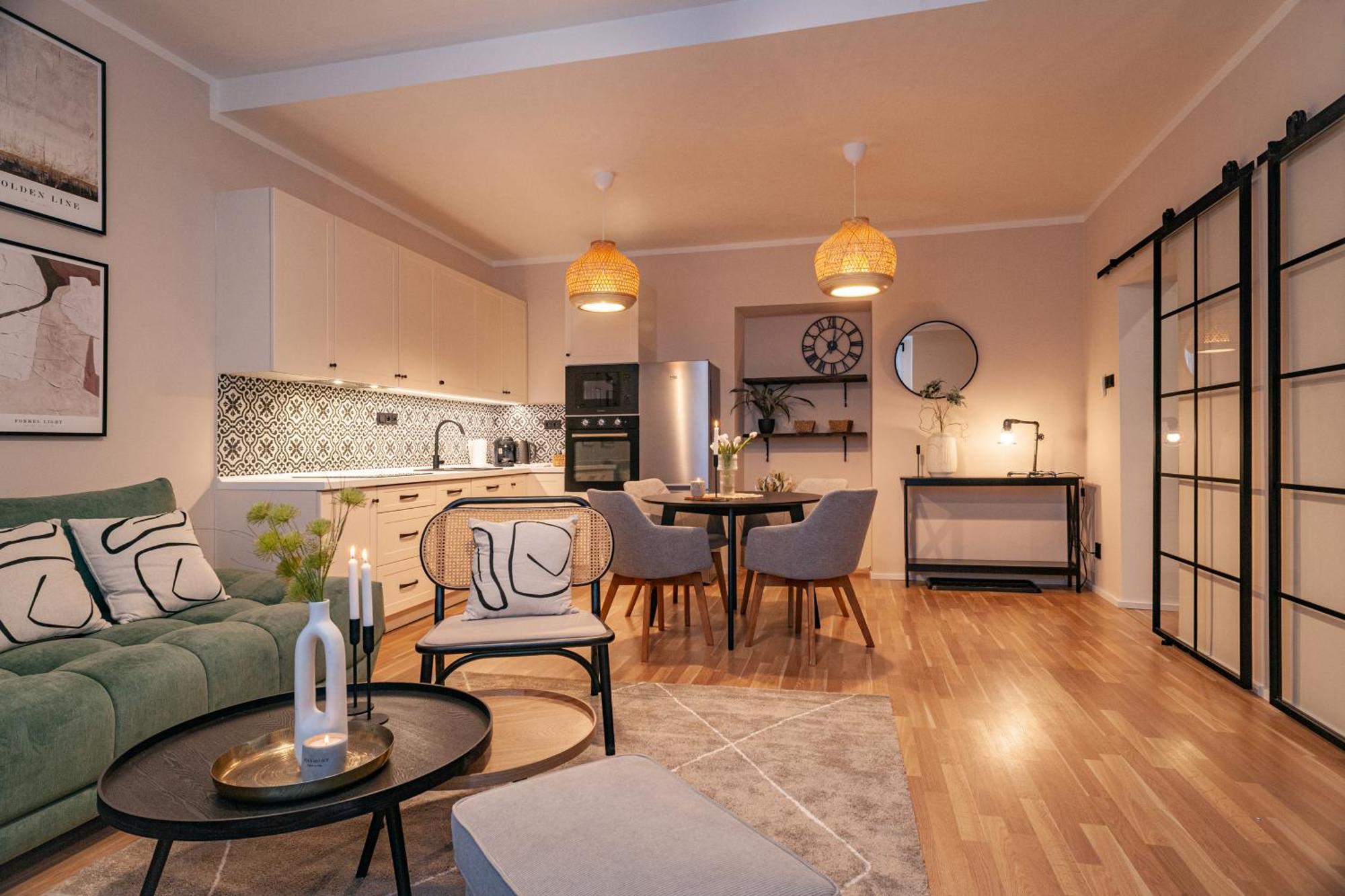 Sting Boutique Apartments Острава Экстерьер фото