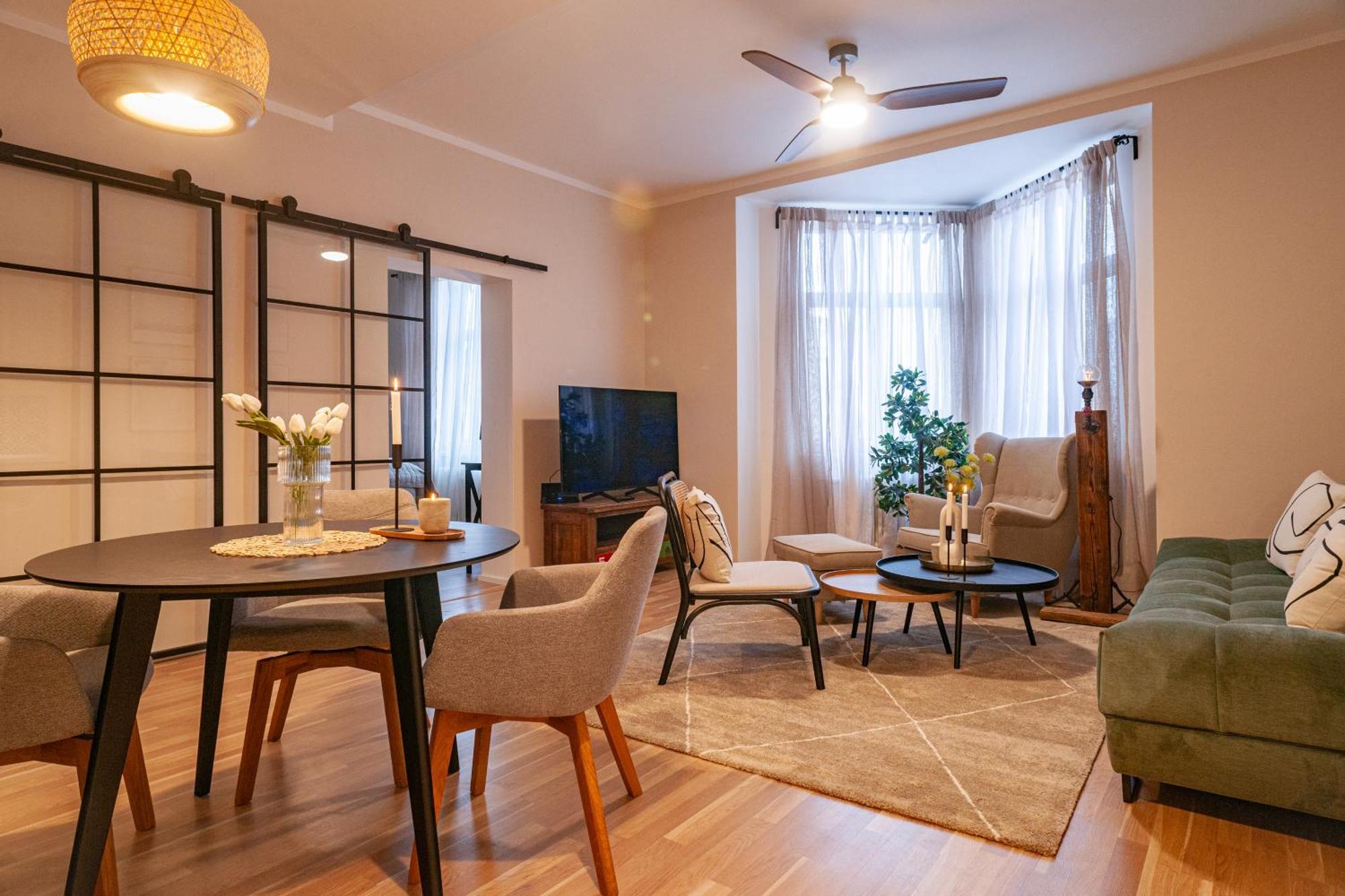 Sting Boutique Apartments Острава Экстерьер фото